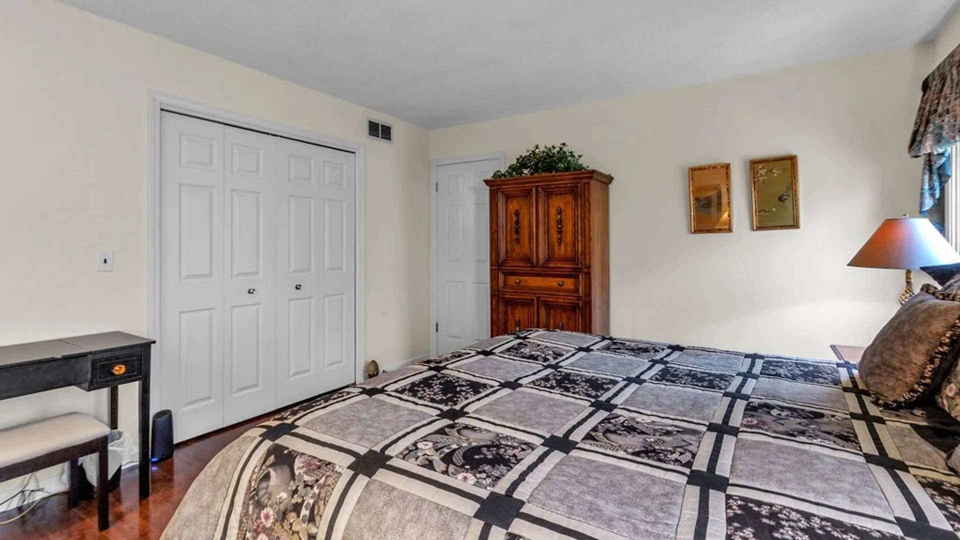 Property at 63 Sutherland Court, Clarence, NY 14221 26