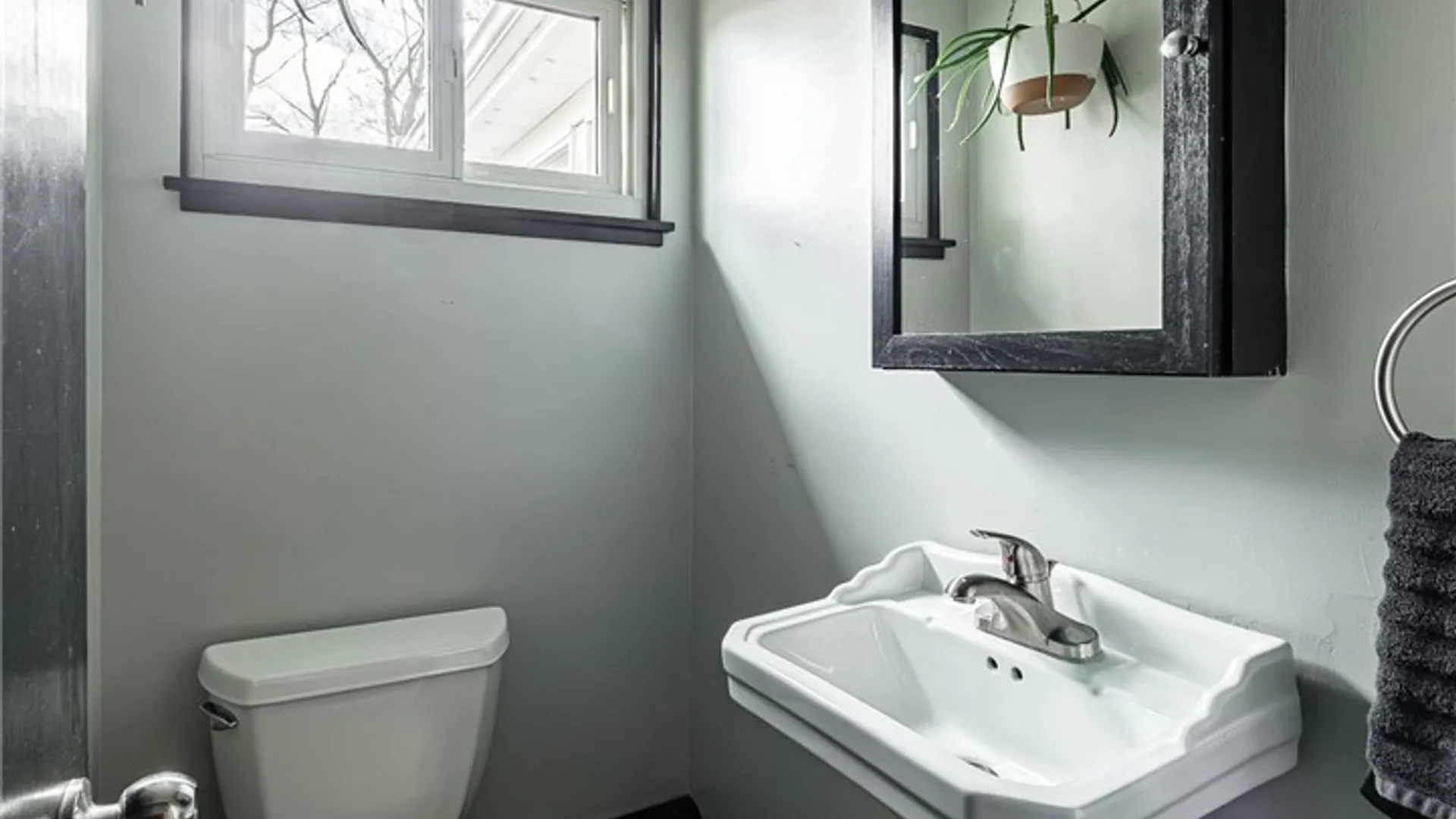 Property at 1900 Bruce Lane, Grand Island, NY 14072 11