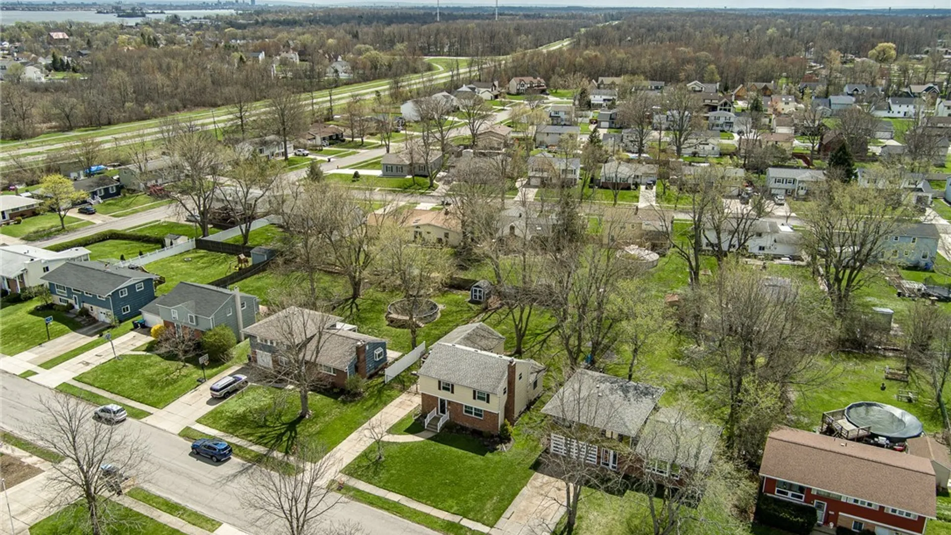 Property at 1900 Bruce Lane, Grand Island, NY 14072 27