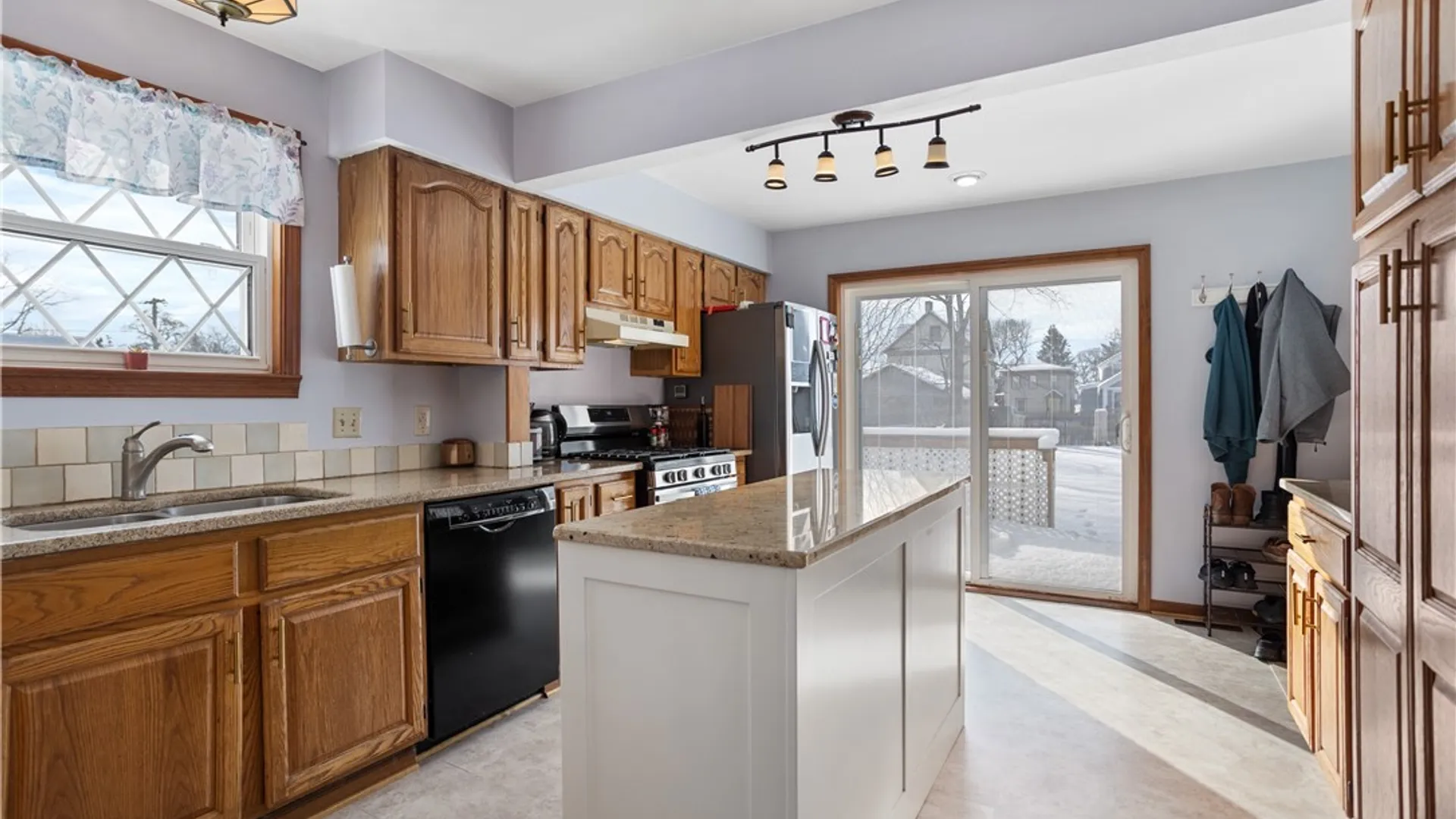 Property at 208 Heman Street, DeWitt, NY 13057 20