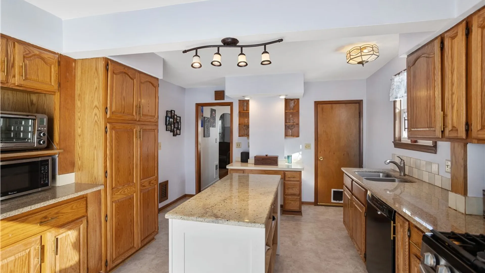 Property at 208 Heman Street, DeWitt, NY 13057 25