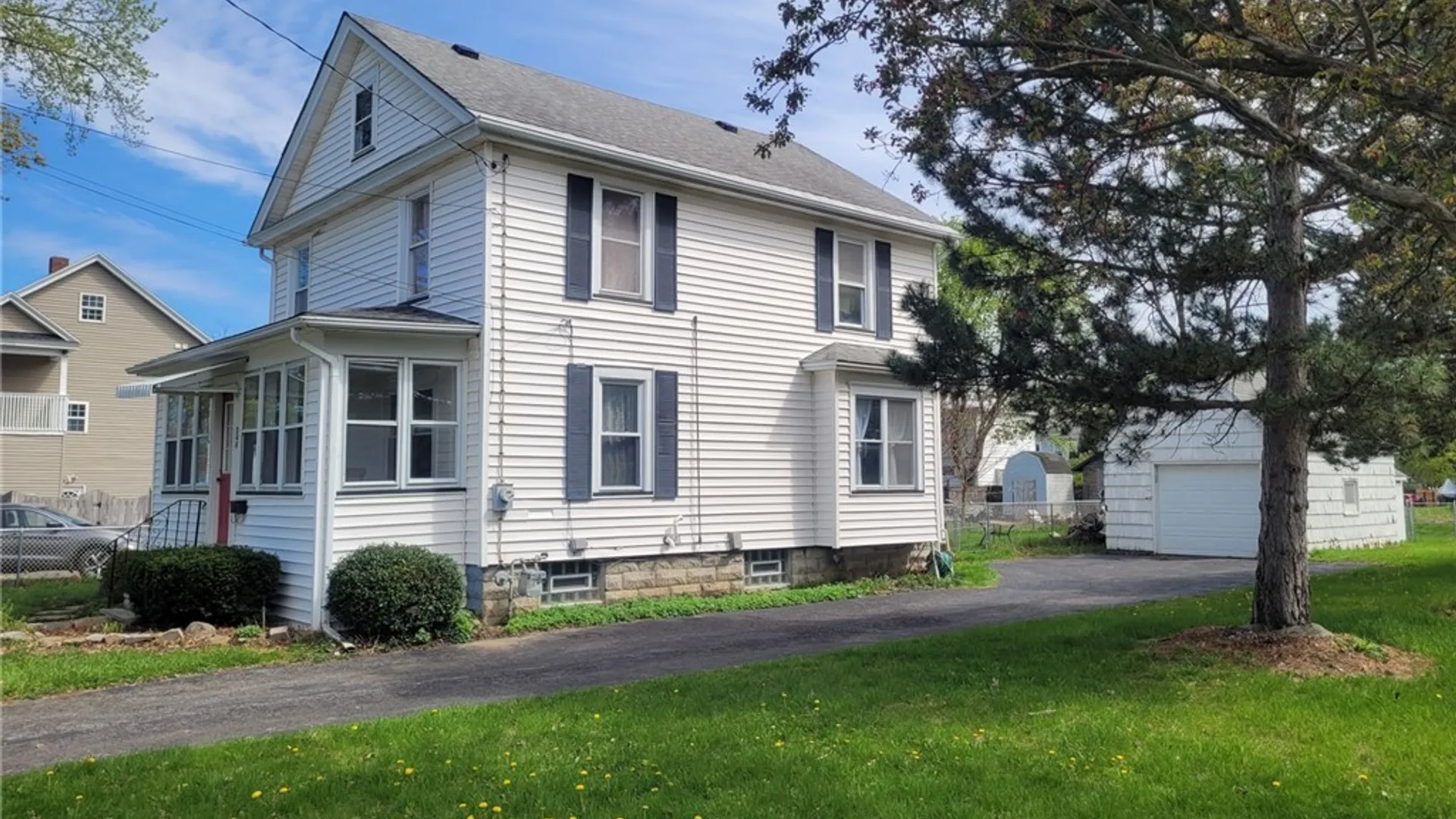 Property at 208 Heman Street, DeWitt, NY 13057 3