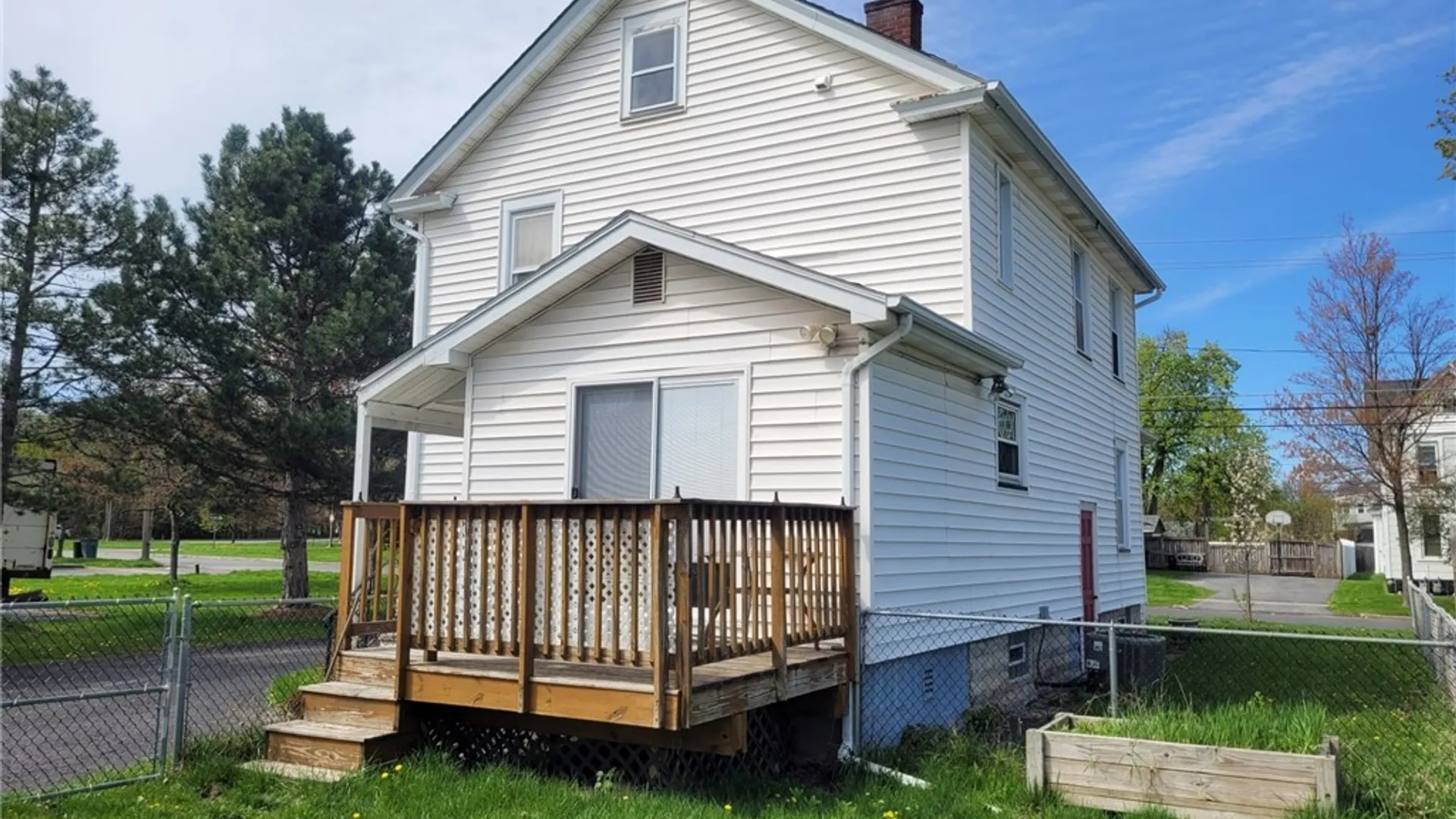 Property at 208 Heman Street, DeWitt, NY 13057 8