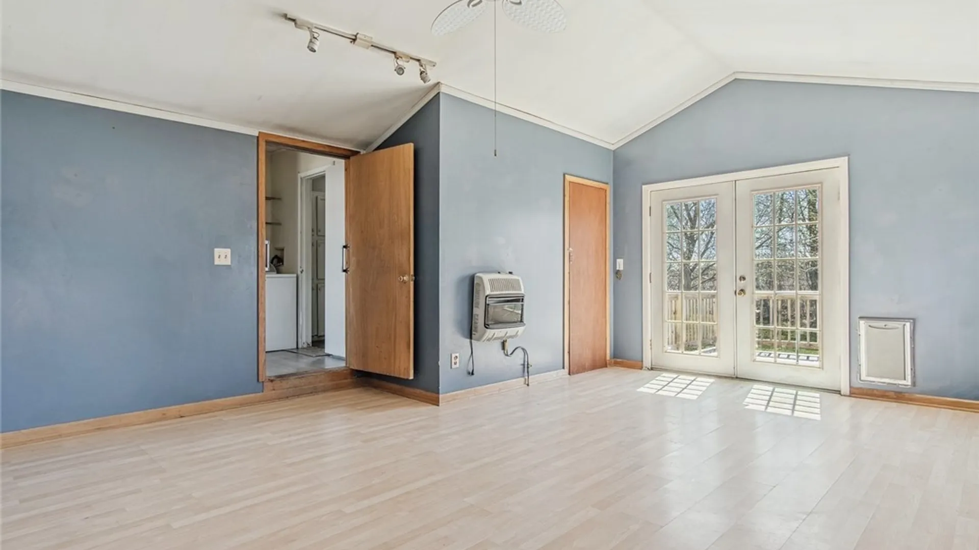 Property at 20552 Pine Avenue, Orleans, NY 13656 14