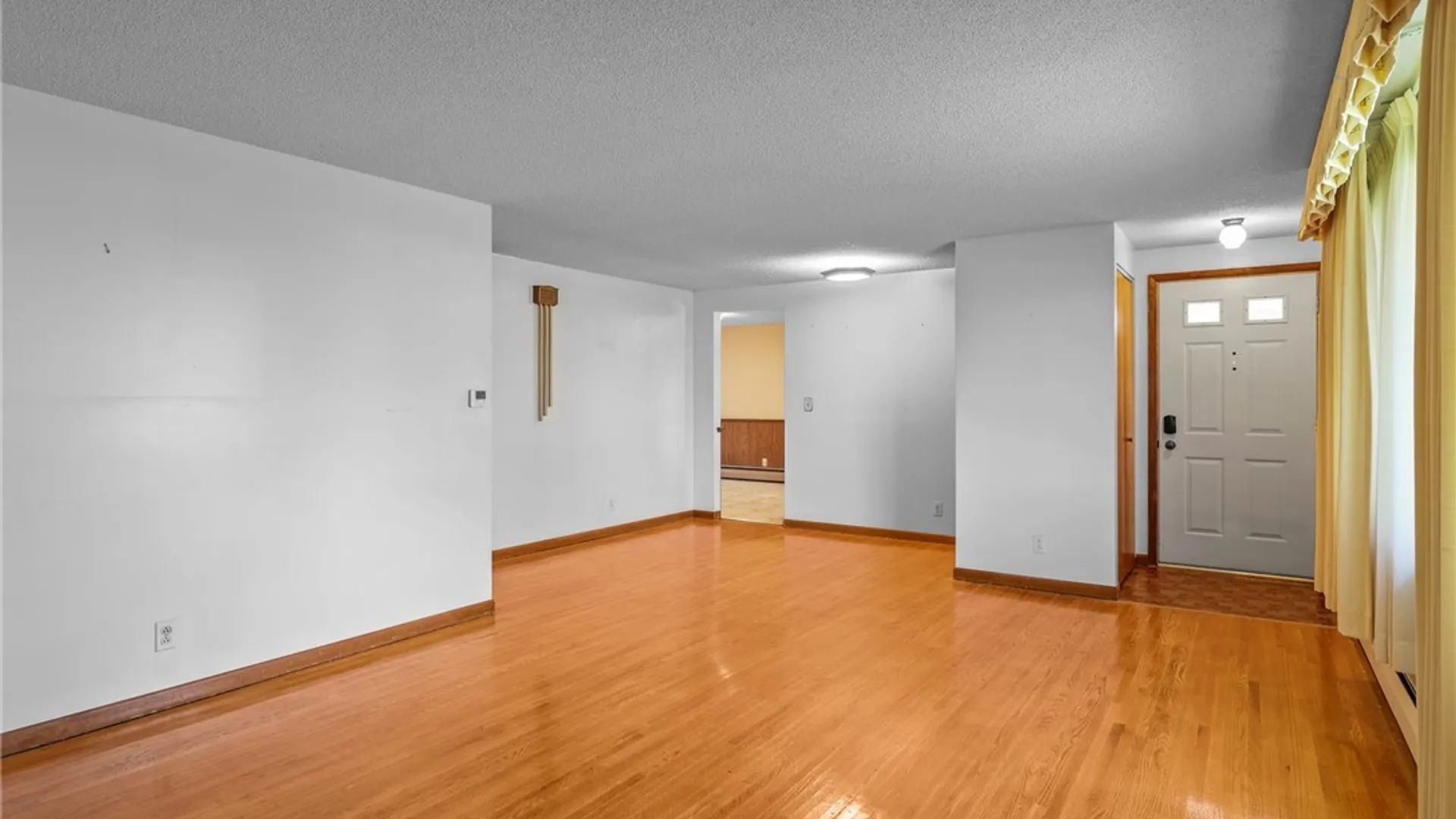 Property at 1848 Bedell Road, Grand Island, NY 14072 6