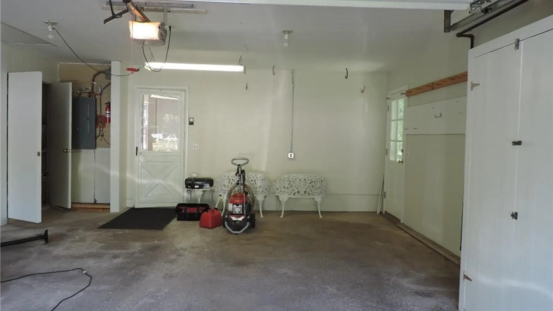 Property at 3765 East Avenue, Pittsford, NY 14618 7