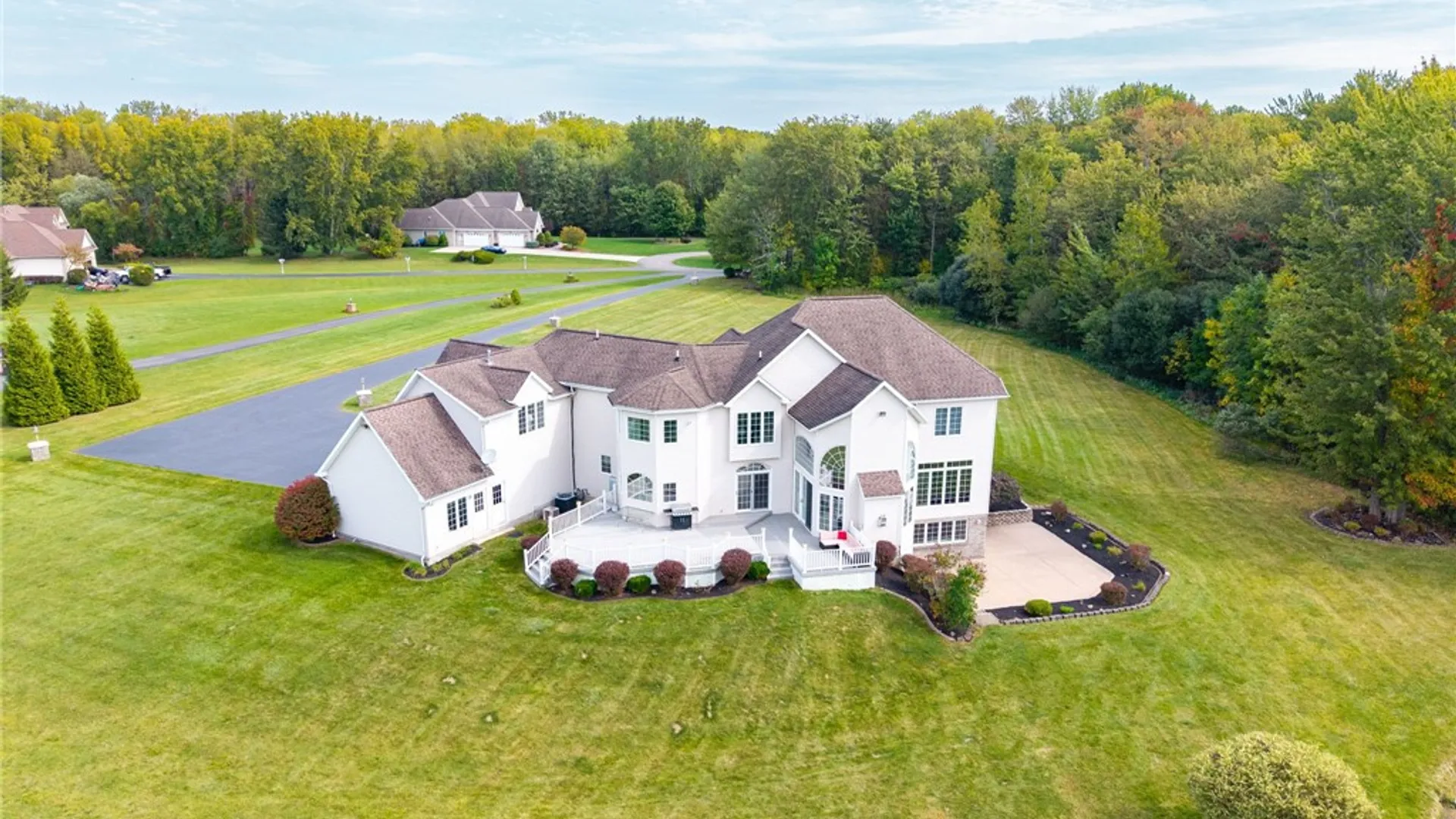 Property at 51 Stablegate Drive, Penfield, NY 14580 3