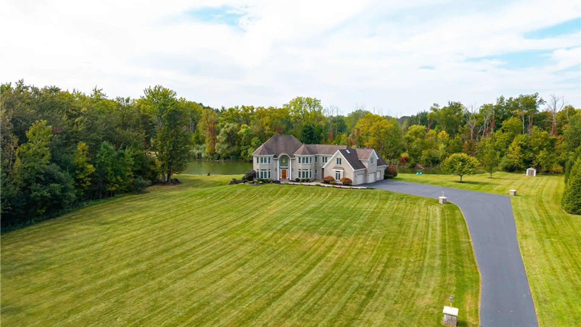 Property at 51 Stablegate Drive, Penfield, NY 14580 50