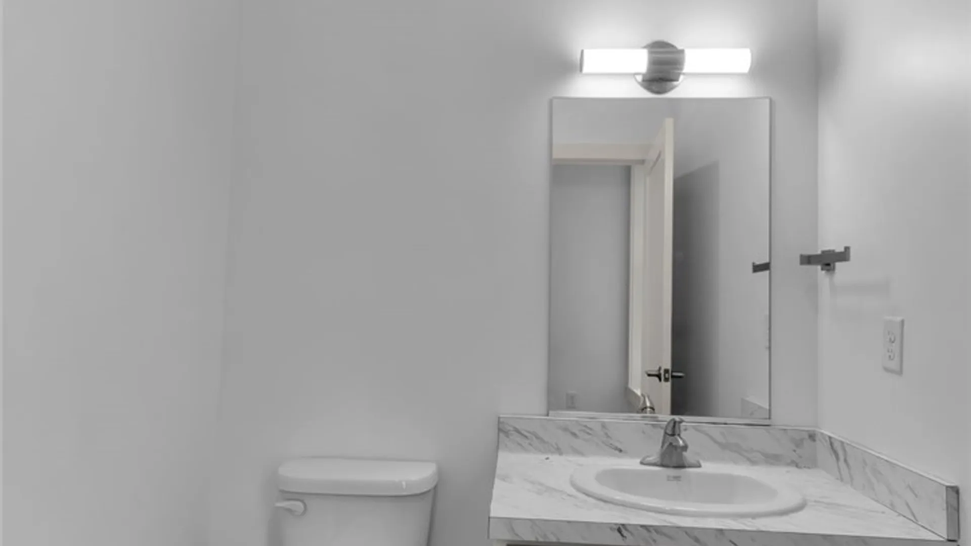 Property at 262 Whitney Place, Buffalo, NY 14201 12