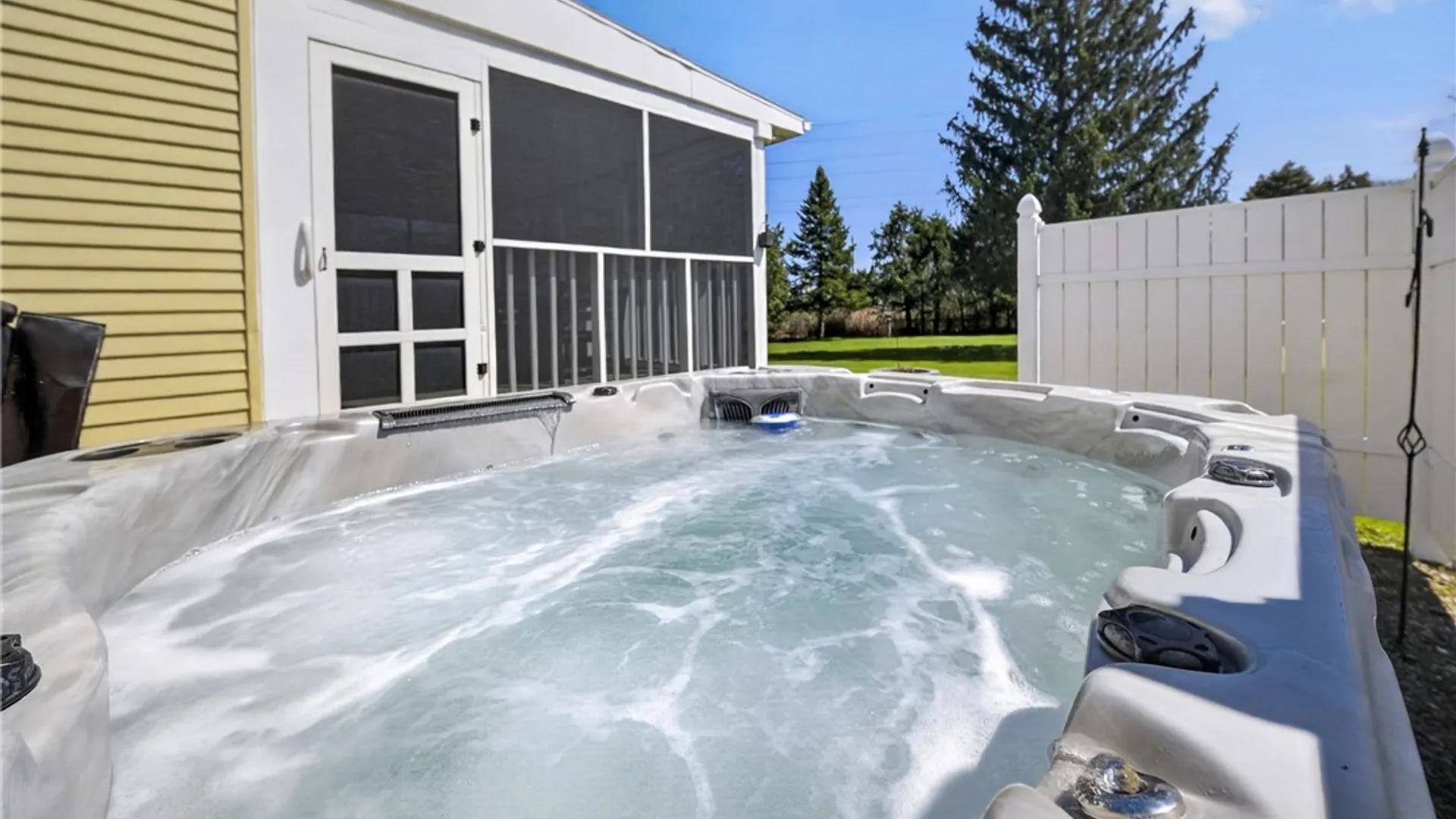 Property at 8018 Pickett Lane, Cicero, NY 13039 30