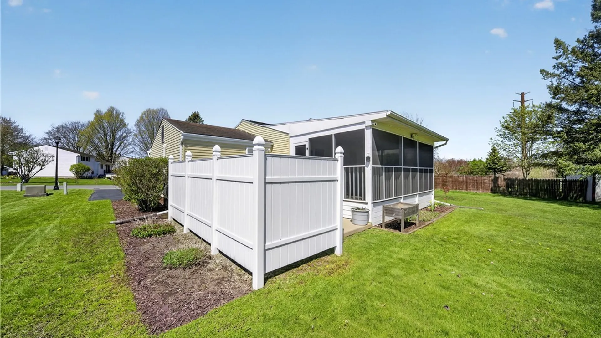 Property at 8018 Pickett Lane, Cicero, NY 13039 33