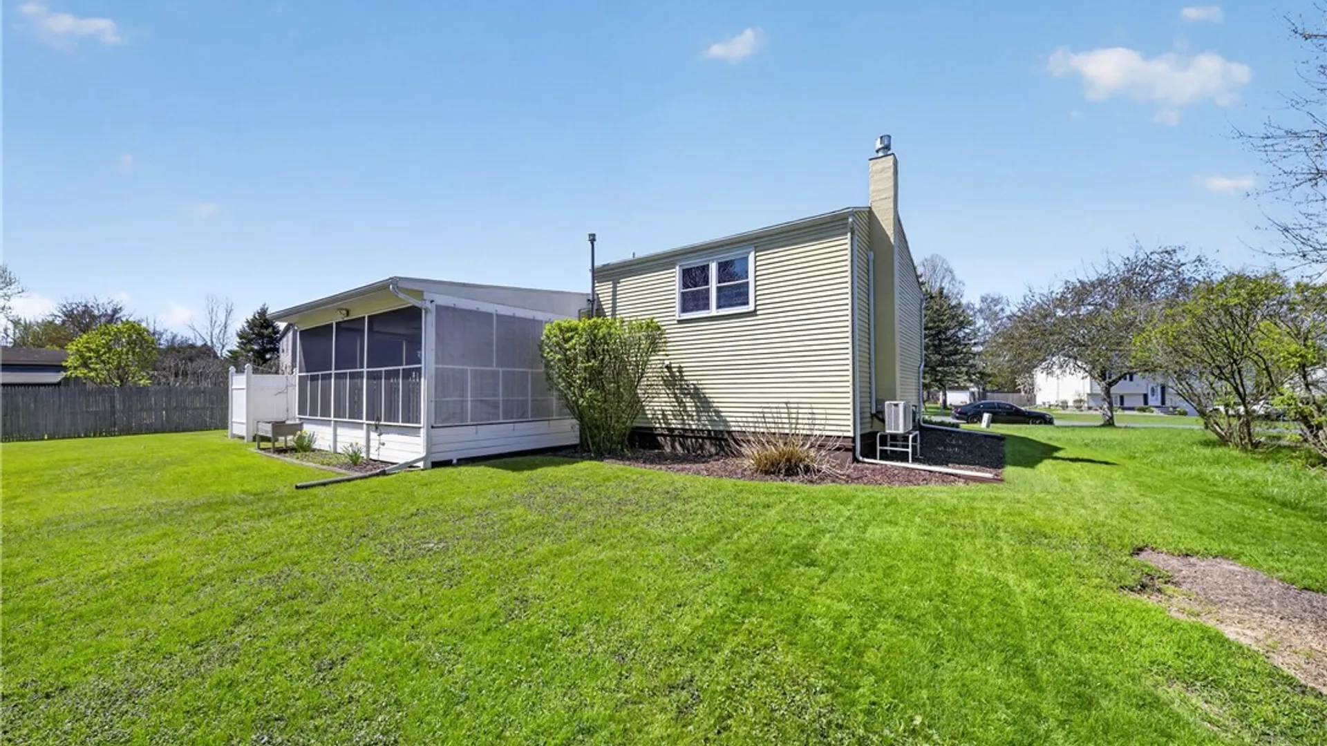 Property at 8018 Pickett Lane, Cicero, NY 13039 35