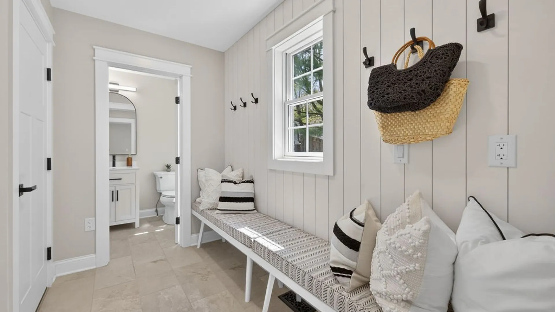 Property at 26 Elizabeth Street, Skaneateles, NY 13152 22