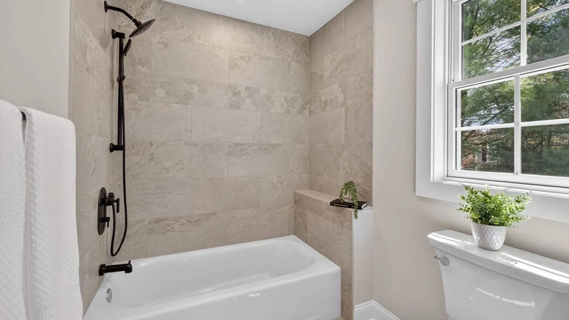 Property at 26 Elizabeth Street, Skaneateles, NY 13152 35