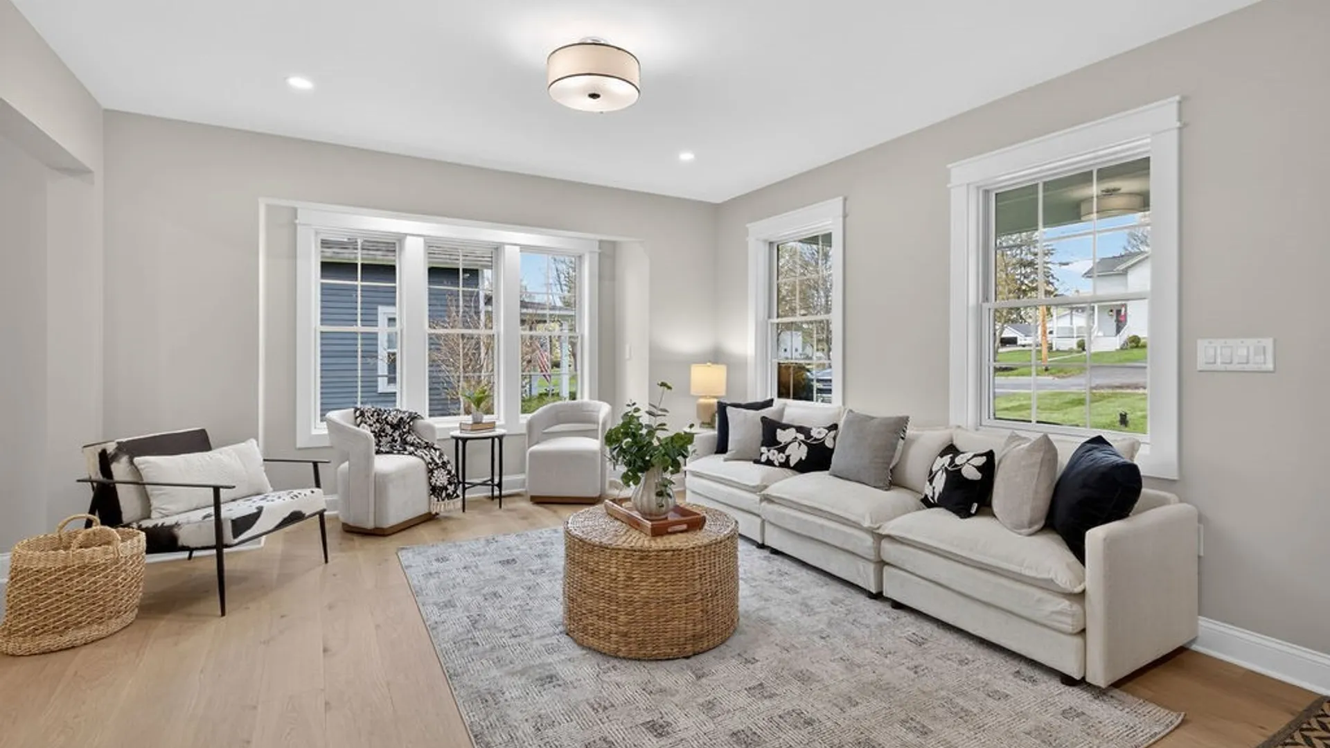 Property at 26 Elizabeth Street, Skaneateles, NY 13152 5