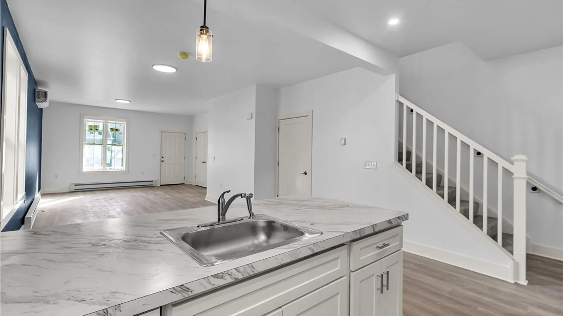 Property at 258 Whitney Place, Buffalo, NY 14201 10