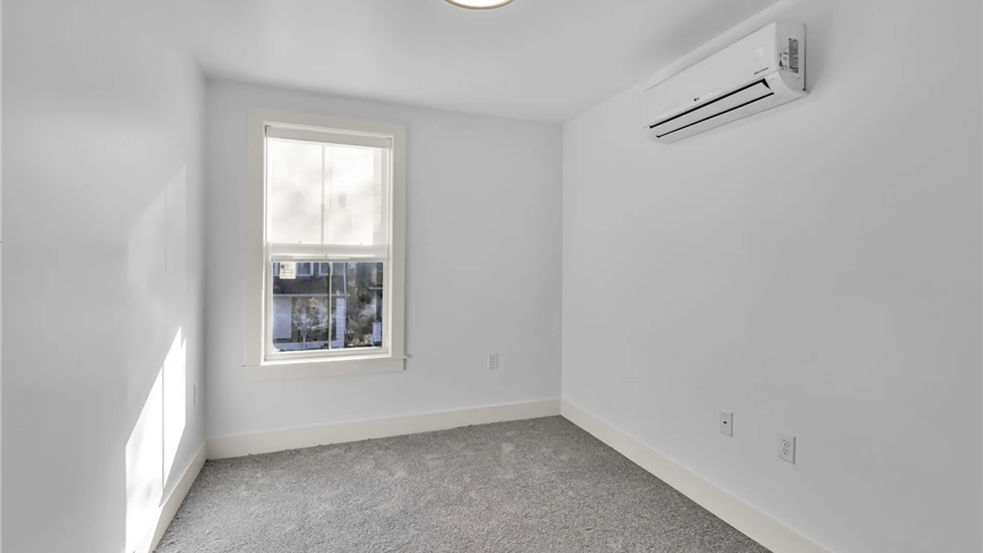 Property at 258 Whitney Place, Buffalo, NY 14201 18
