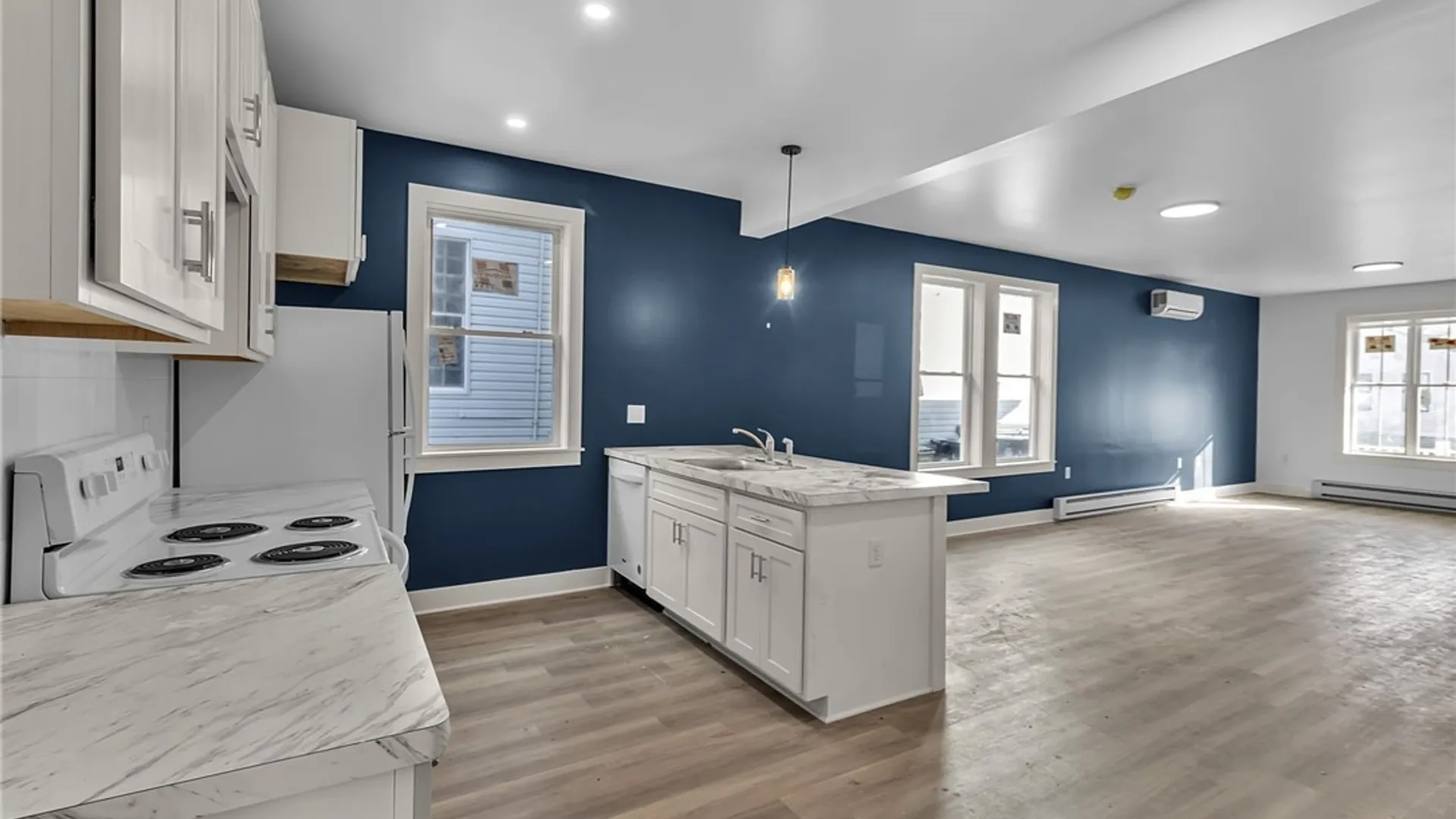 Property at 258 Whitney Place, Buffalo, NY 14201 6