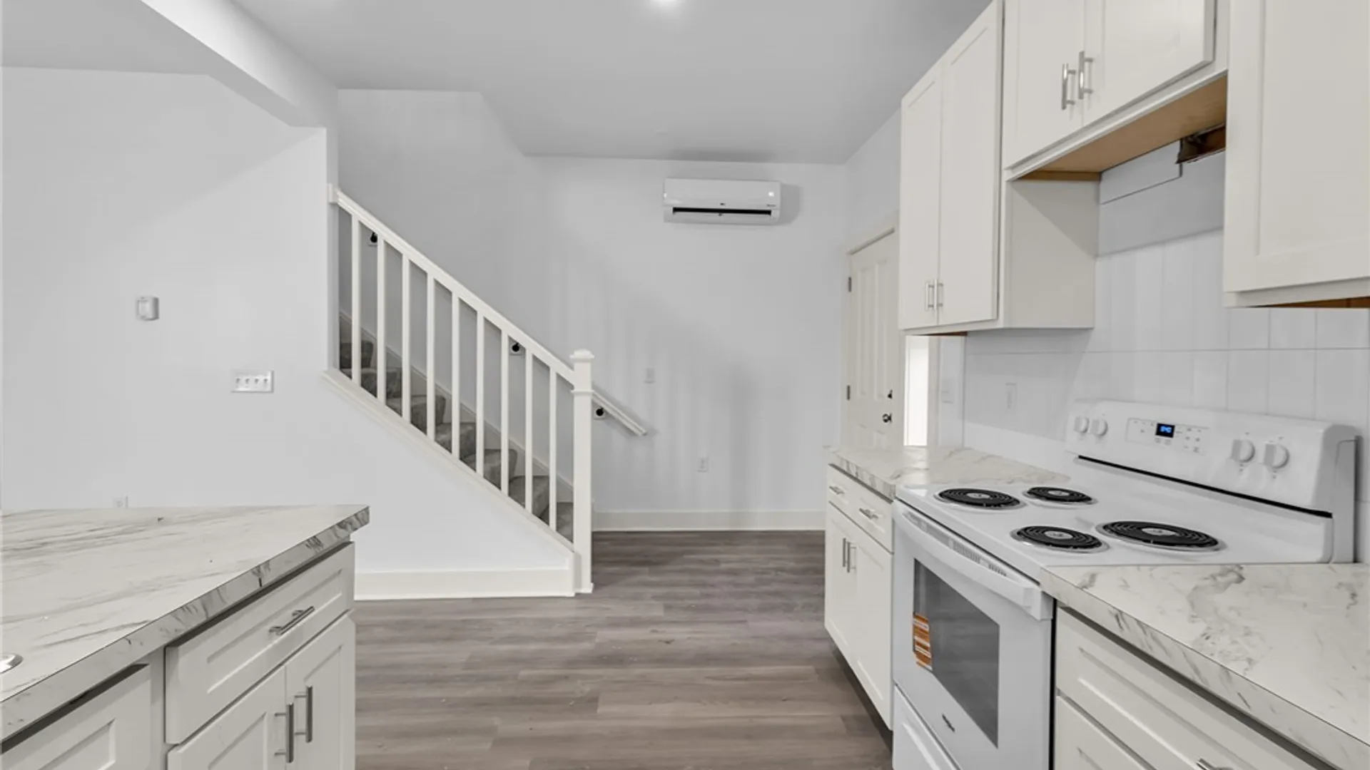 Property at 258 Whitney Place, Buffalo, NY 14201 9