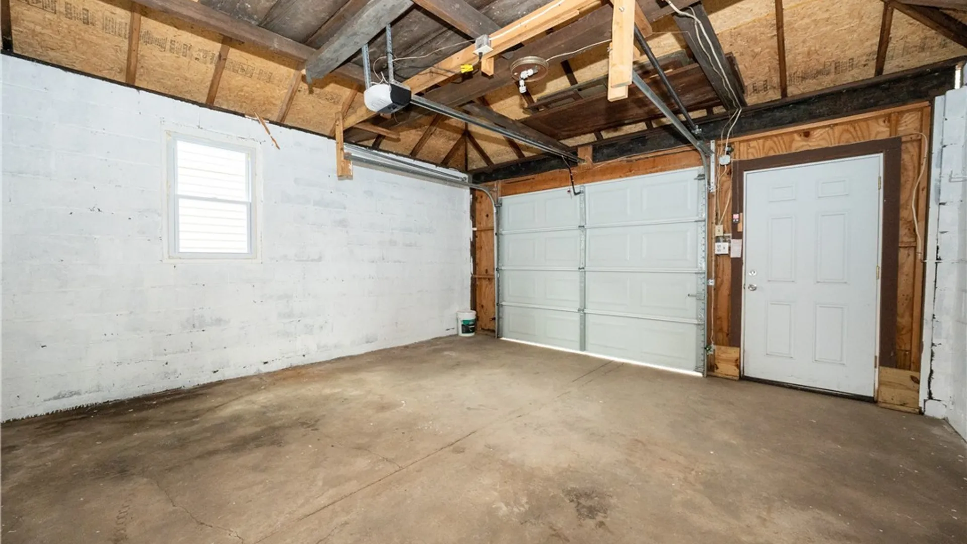 Property at 56 Harvey Avenue, Lockport City, NY 14094 41