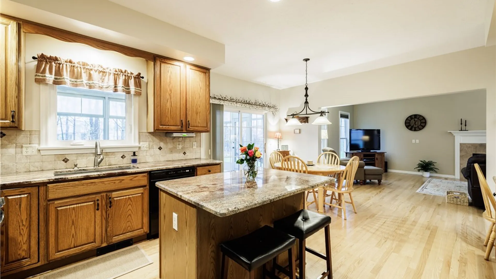 Property at 74 Brookline Lane, Greece, NY 14616 17