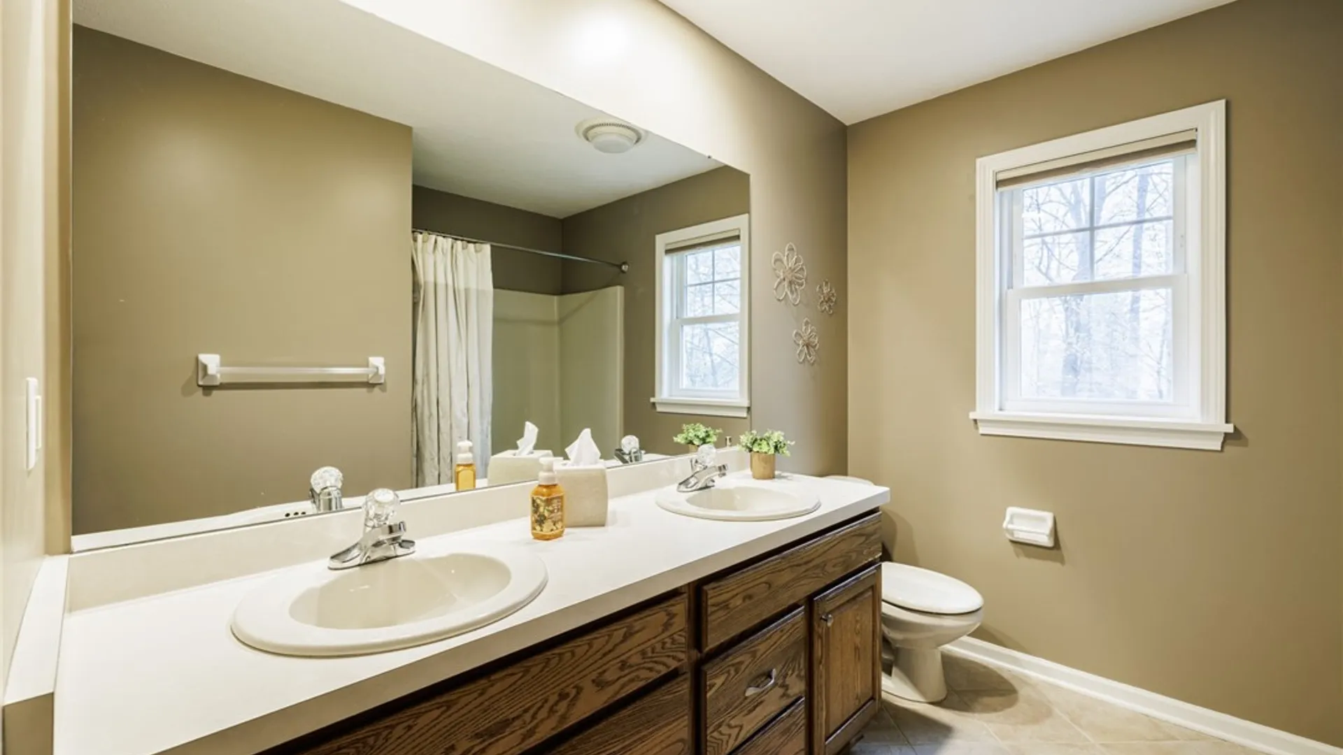 Property at 74 Brookline Lane, Greece, NY 14616 33