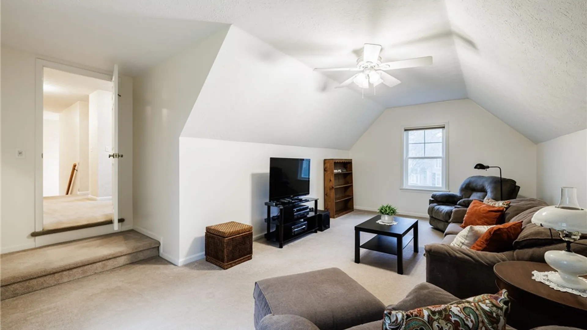 Property at 74 Brookline Lane, Greece, NY 14616 38