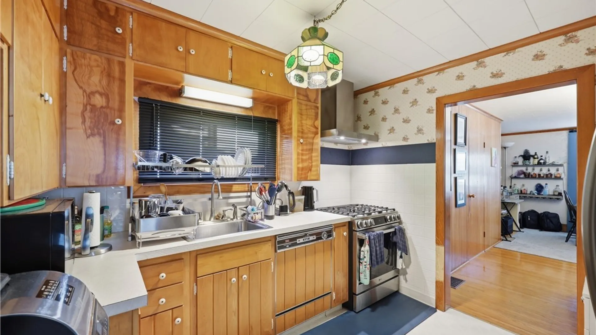 Property at 52 Albemarle Street, Buffalo, NY 14207 12