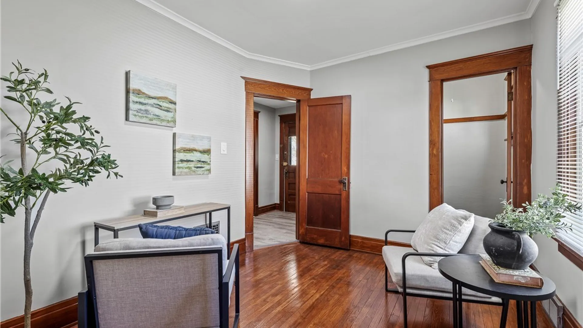 Property at 66 Andrews Avenue, Cheektowaga, NY 14225 12