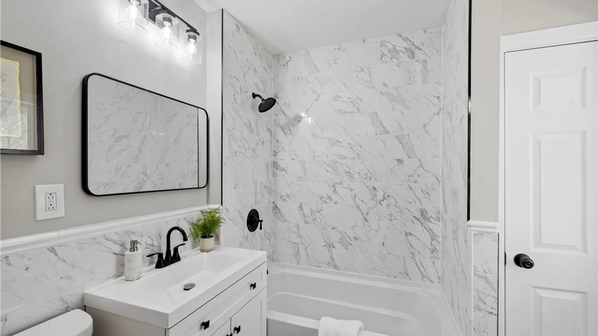 Property at 66 Andrews Avenue, Cheektowaga, NY 14225 9