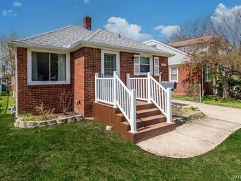 Property at 226 Lamont Drive, Amherst, NY 14226