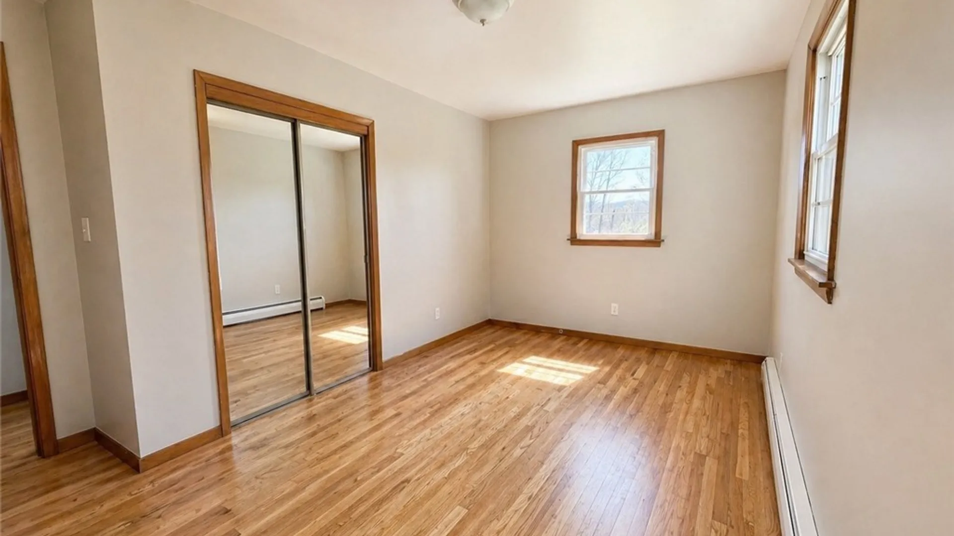 Property at 3 Dominica Court, Utica, NY 13502 14