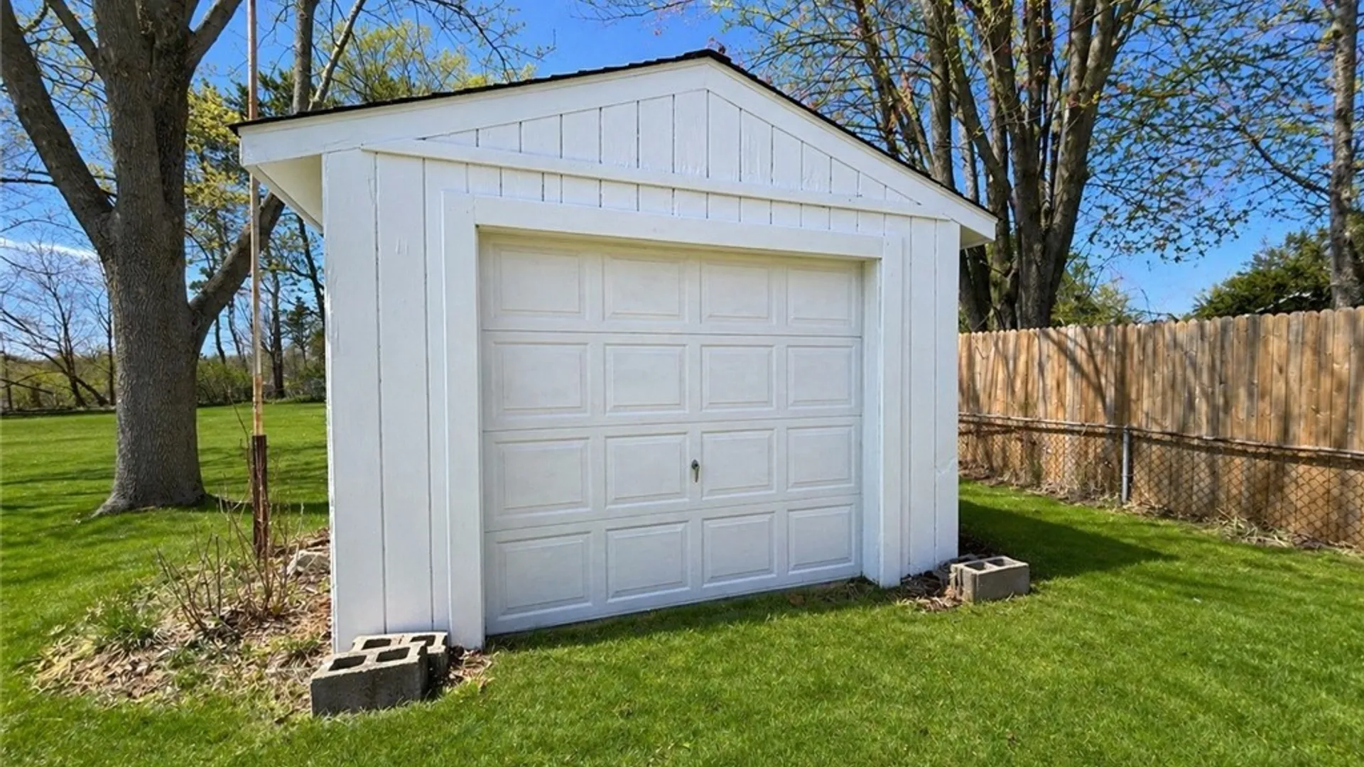 Property at 3 Dominica Court, Utica, NY 13502 32