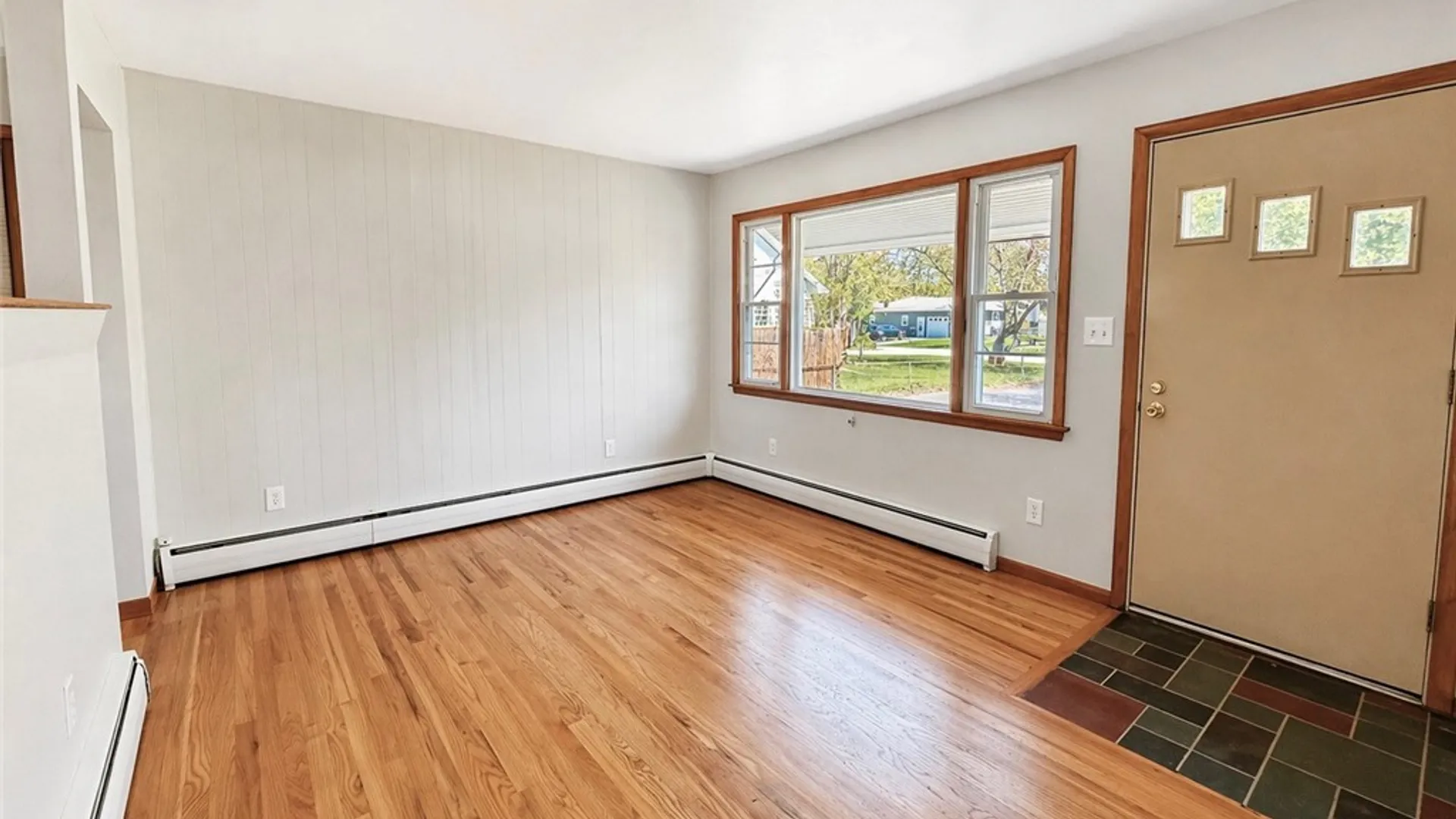 Property at 3 Dominica Court, Utica, NY 13502 6