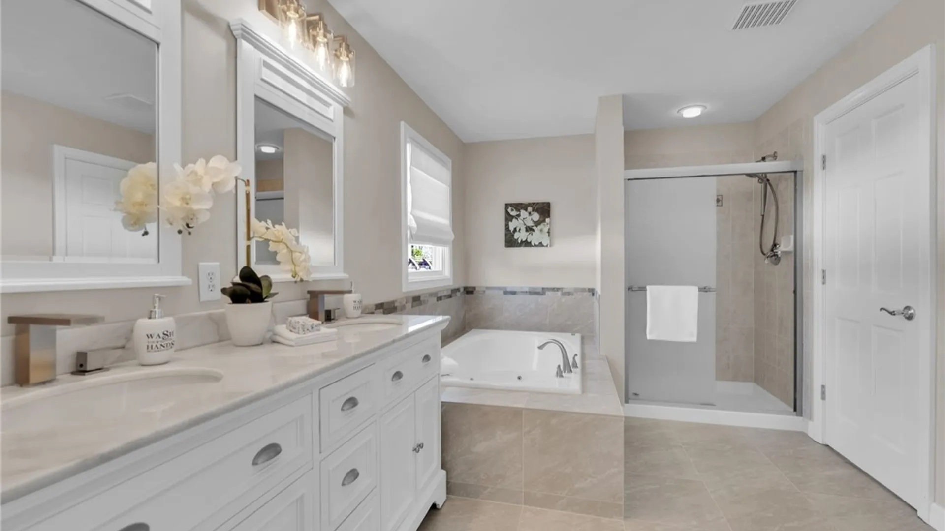 Property at 5252 Mallard Roost, Clarence, NY 14221 25