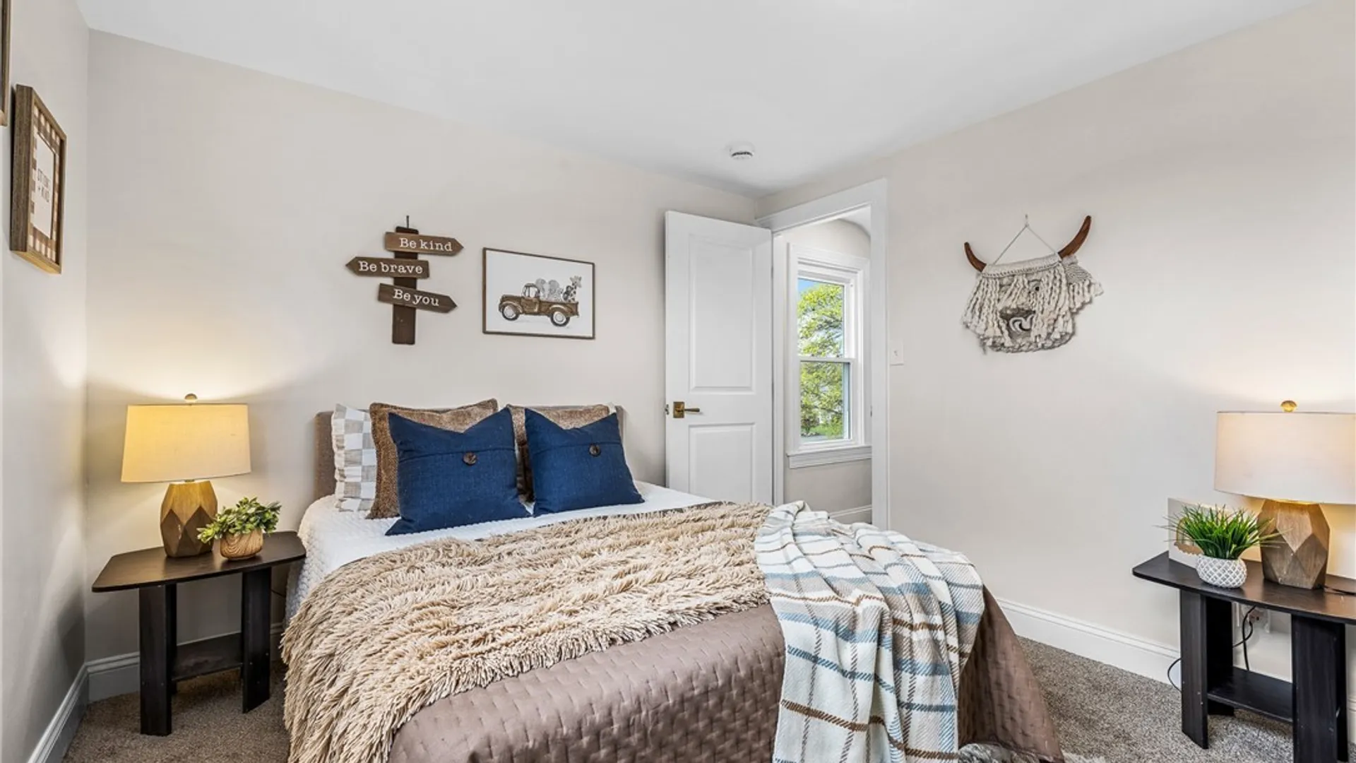 Property at 142 Grand Boulevard, Cheektowaga, NY 14225 25