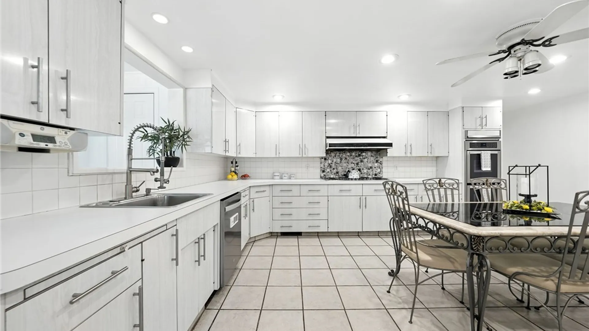 Property at 4261 Lake Shore Road, Hamburg, NY 14075 18