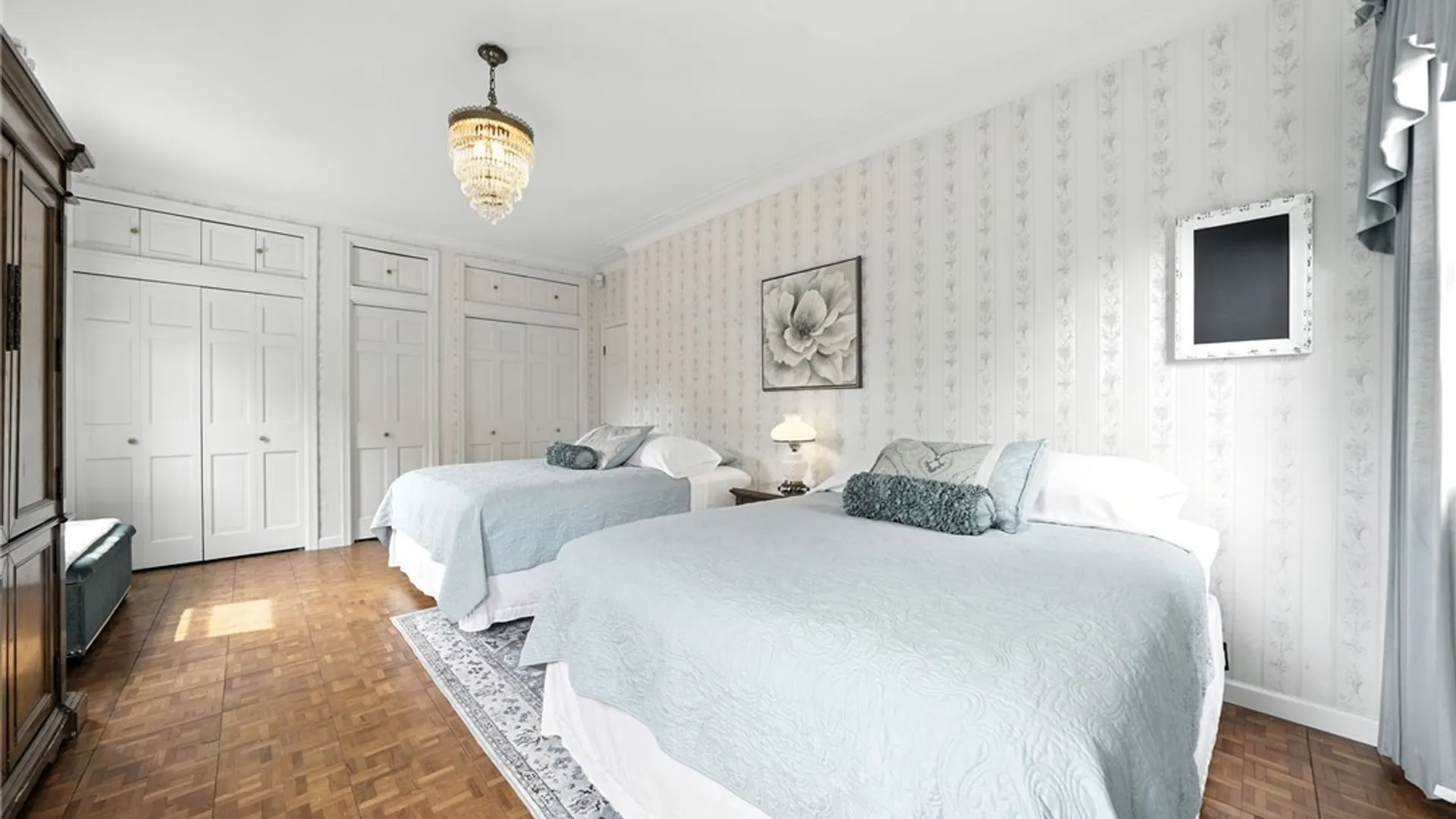 Property at 4261 Lake Shore Road, Hamburg, NY 14075 24