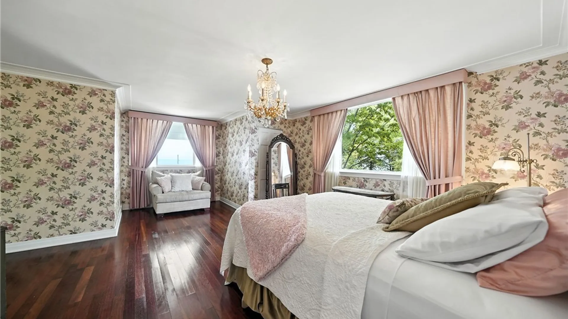 Property at 4261 Lake Shore Road, Hamburg, NY 14075 26