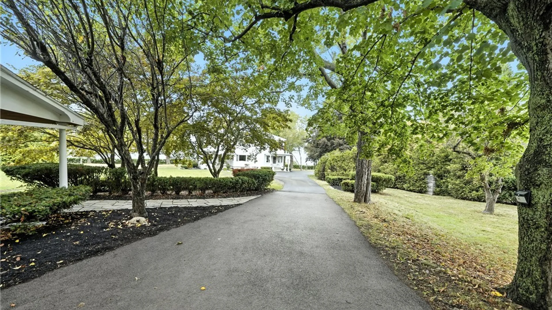 Property at 4261 Lake Shore Road, Hamburg, NY 14075 4