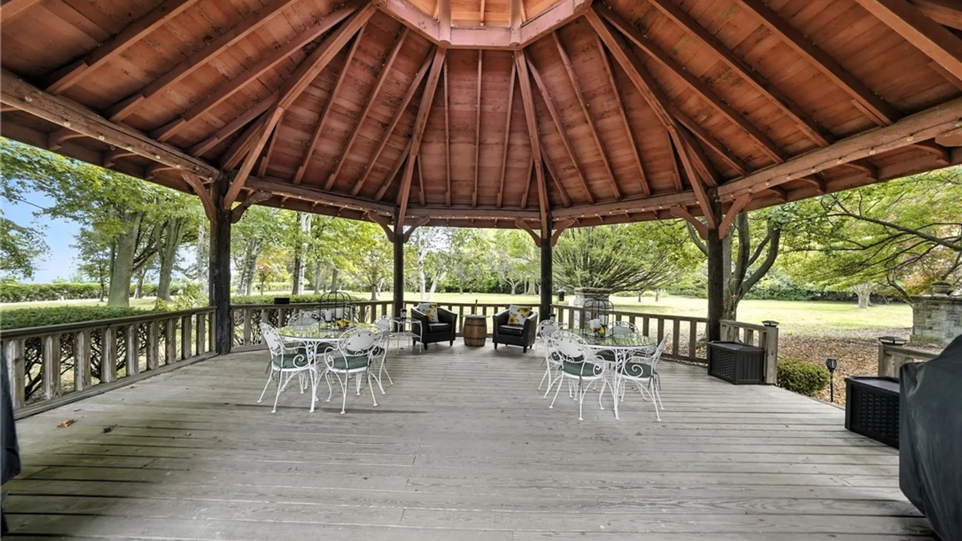 Property at 4261 Lake Shore Road, Hamburg, NY 14075 41