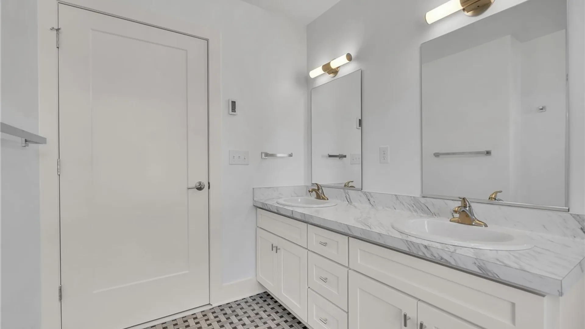 Property at 206 Miami Street, Buffalo, NY 14204 22