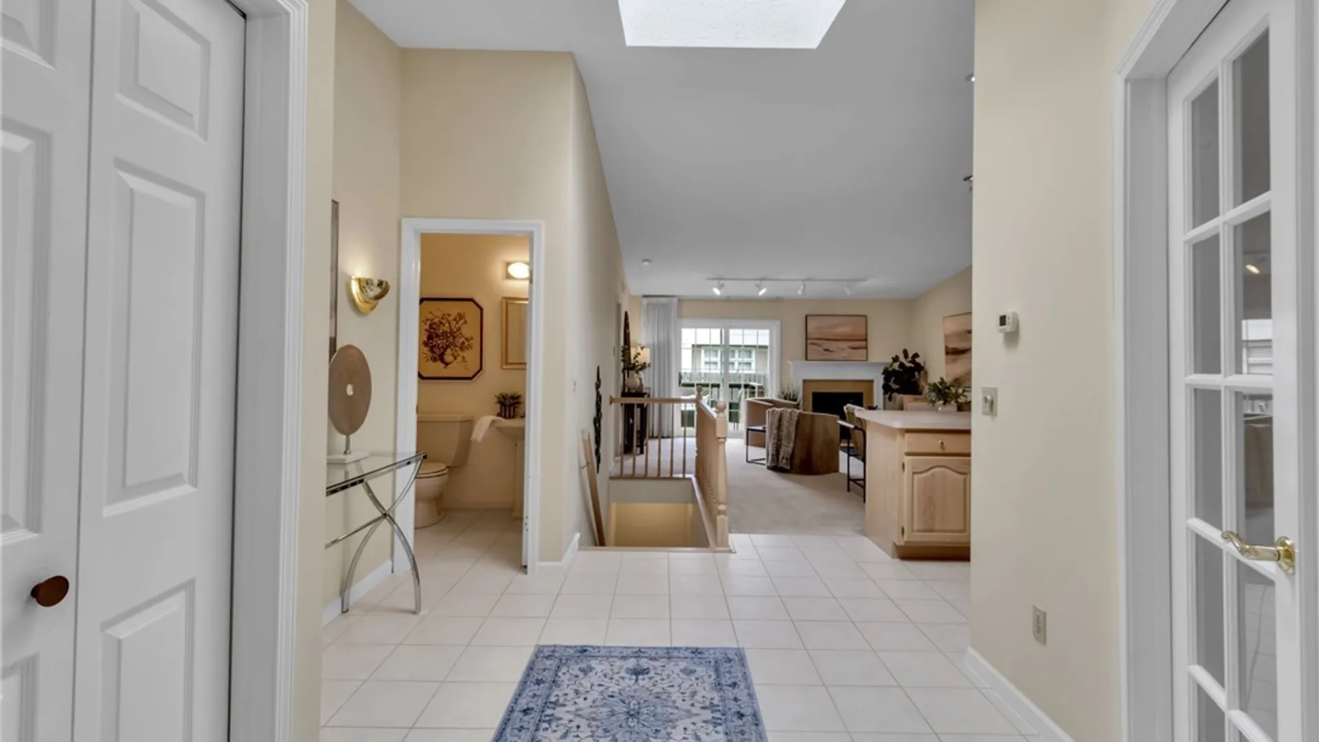 Property at 25 Woodpointe Run, Amherst, NY 14221 2