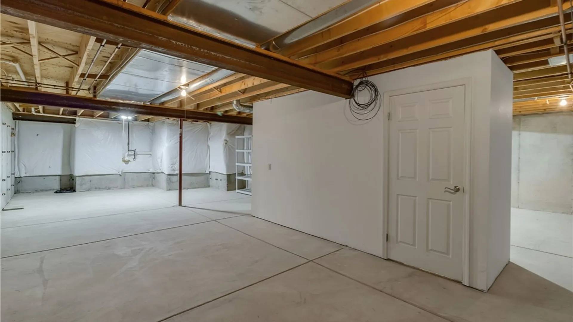 Property at 25 Woodpointe Run, Amherst, NY 14221 25