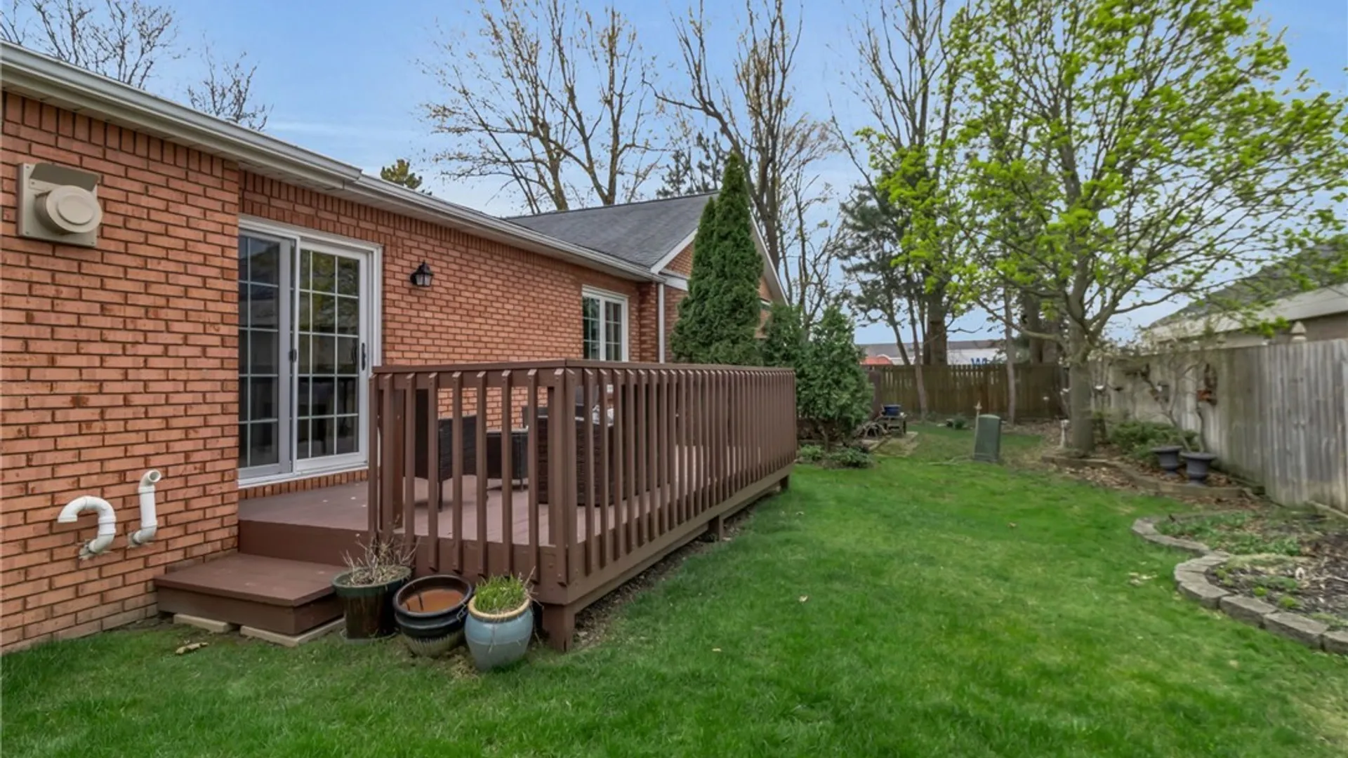 Property at 25 Woodpointe Run, Amherst, NY 14221 29