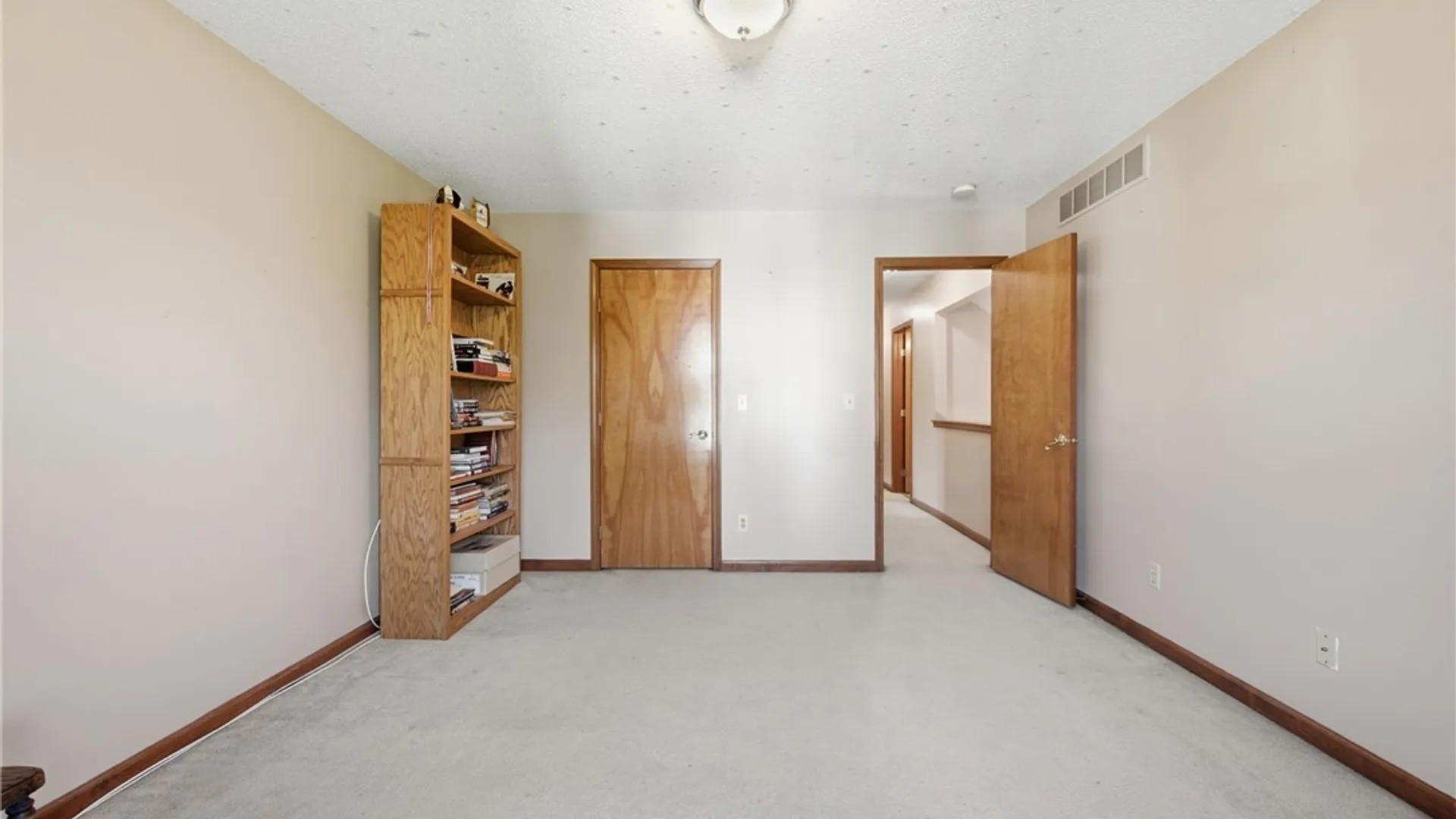 Property at 22 Ranch Trail Court, Orchard Park, NY 14127 35