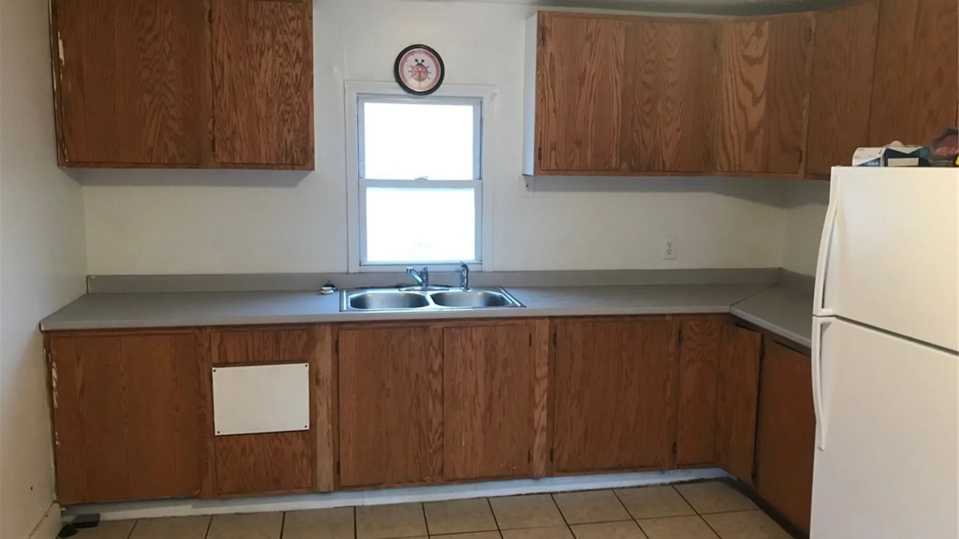 Property at 2422 Lodi Street, Syracuse, NY 13208 8