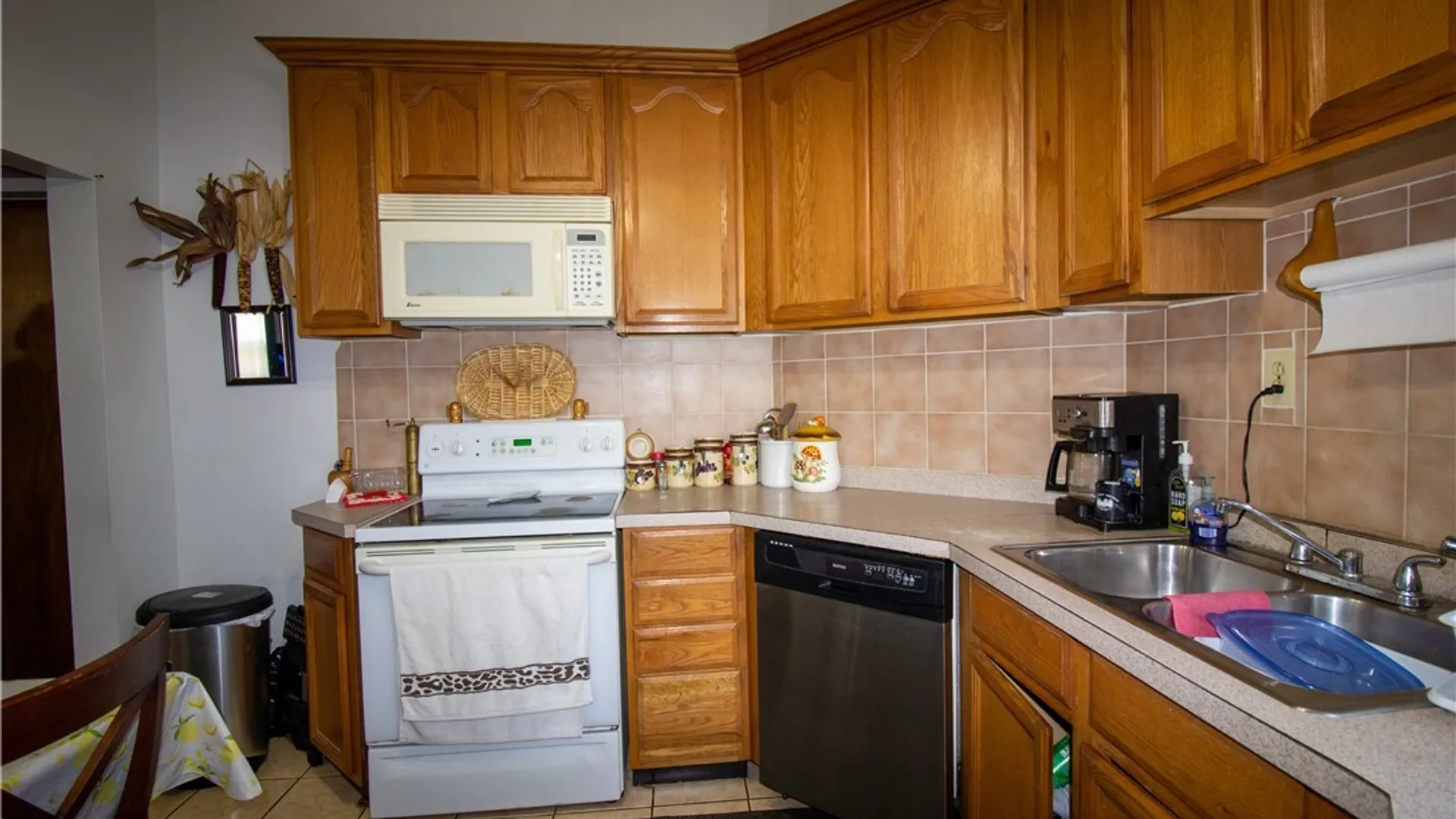 Property at 610 Niagara Street, Buffalo, NY 14201 14