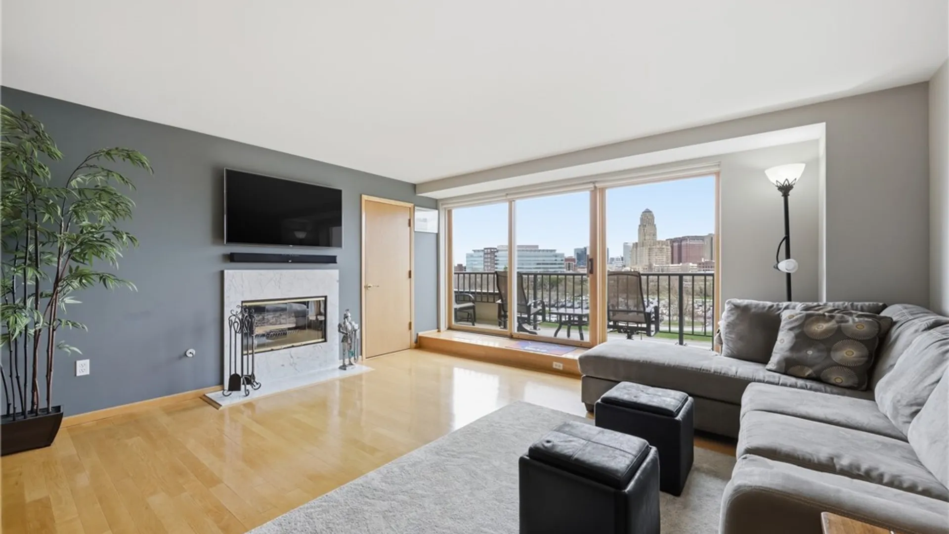 Property at 40 Waterfront Circle, Buffalo, NY 14202 14