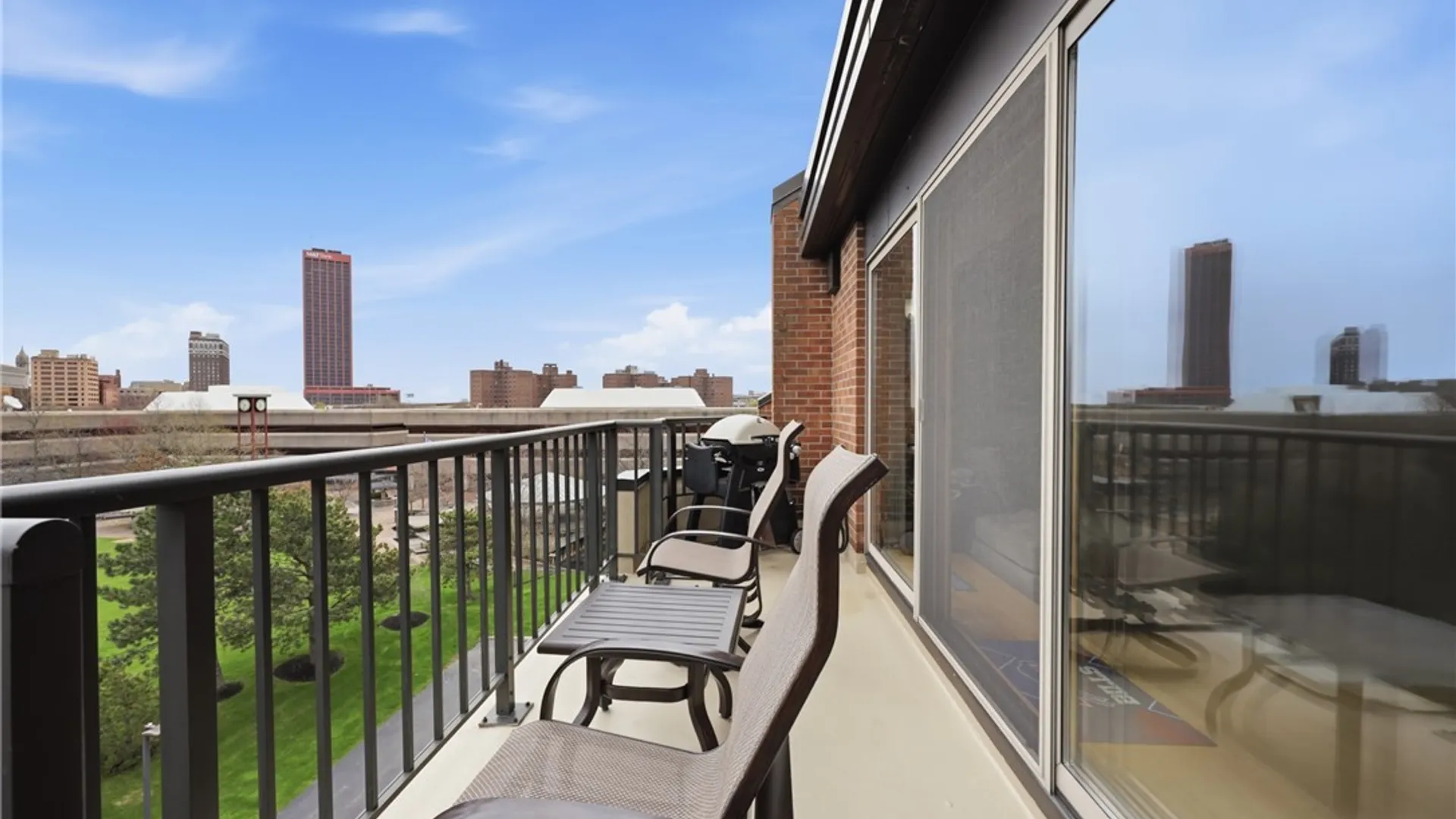 Property at 40 Waterfront Circle, Buffalo, NY 14202 24